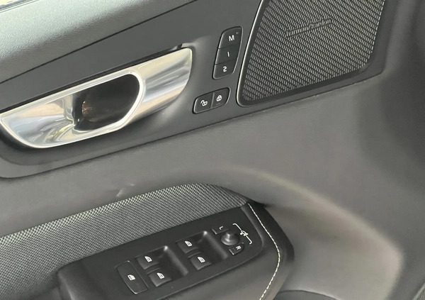 Volvo XC 60 cena 249000 przebieg: 12000, rok produkcji 2022 z Bukowno małe 191